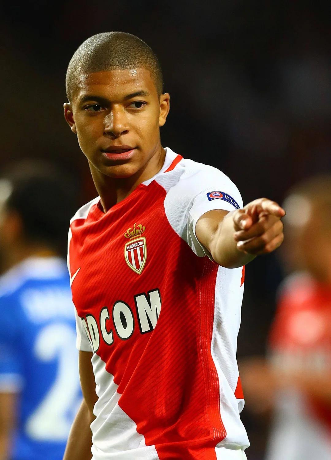 拉齐奥球迷抗议俱乐部导致球场空荡荡，洛蒂托：我不接受威胁