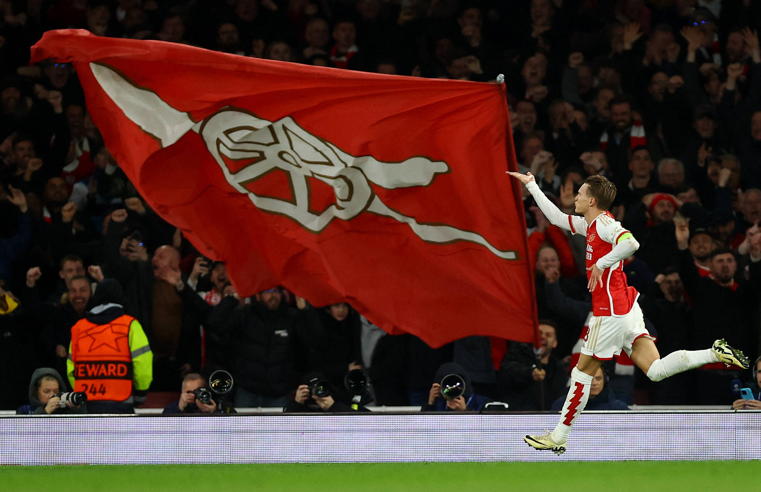 缺谁都能打！本赛季东契奇缺席的比赛湖人战绩4胜1负