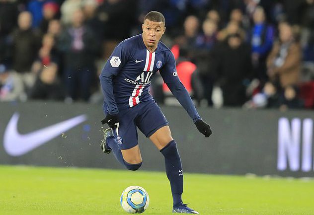 欧冠战报：里奥斯传射巴雷罗破门，本菲卡2-0完胜那不勒斯