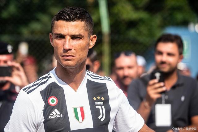 找回状态！伦纳德第三节砍下9分2板2助1断，而上半场仅有8分